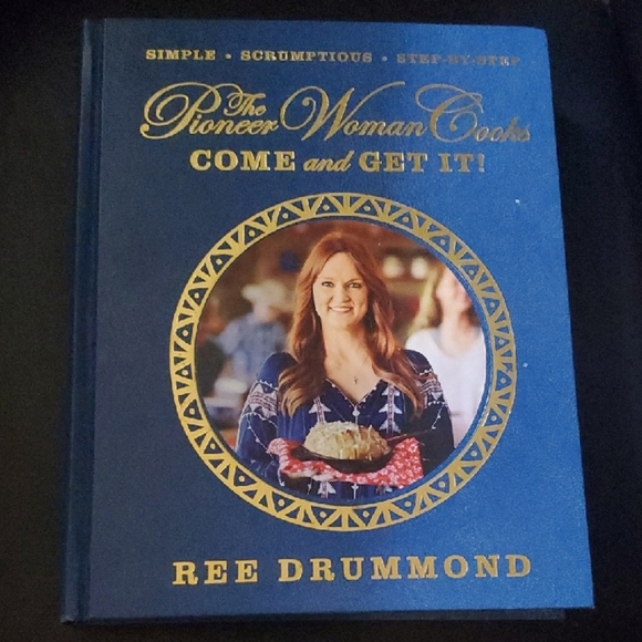 The Pioneer Woman Cooks: Come and Get It! Cookbook - Picture 1 of 3